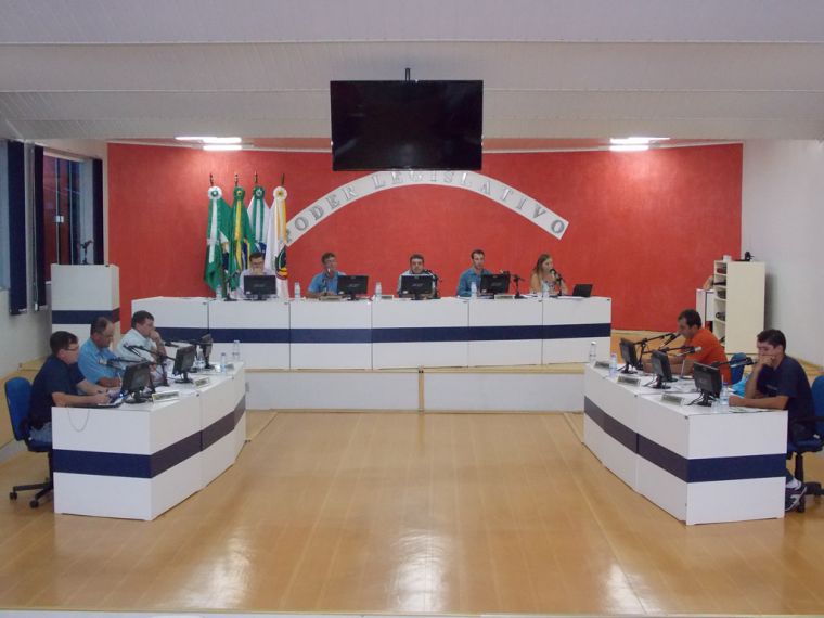 Vereadores cobram trabalho do Prefeito Municipal