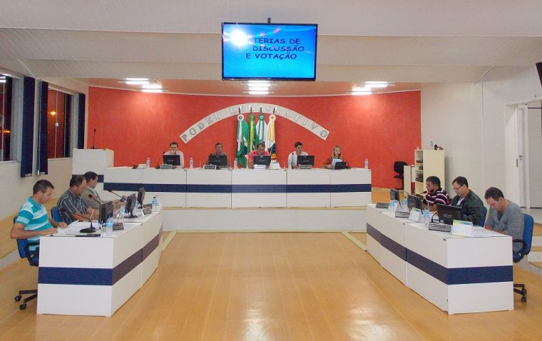 Câmara de Vereadores devolve para a Prefeitura Municipal mais de 270 mil reais.