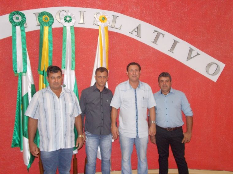 MILTON R. DA SILVA É ELEITO PRESIDENTE DA CÂMARA 2017/2018