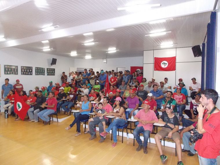 Representante do MST pede apoio e melhores condições a acampamentos em RBI