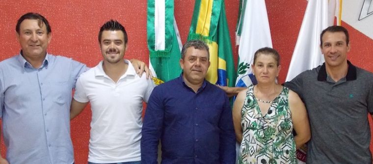IRINEU CAMILO É ELEITO PRESIDENTE DA CÂMARA